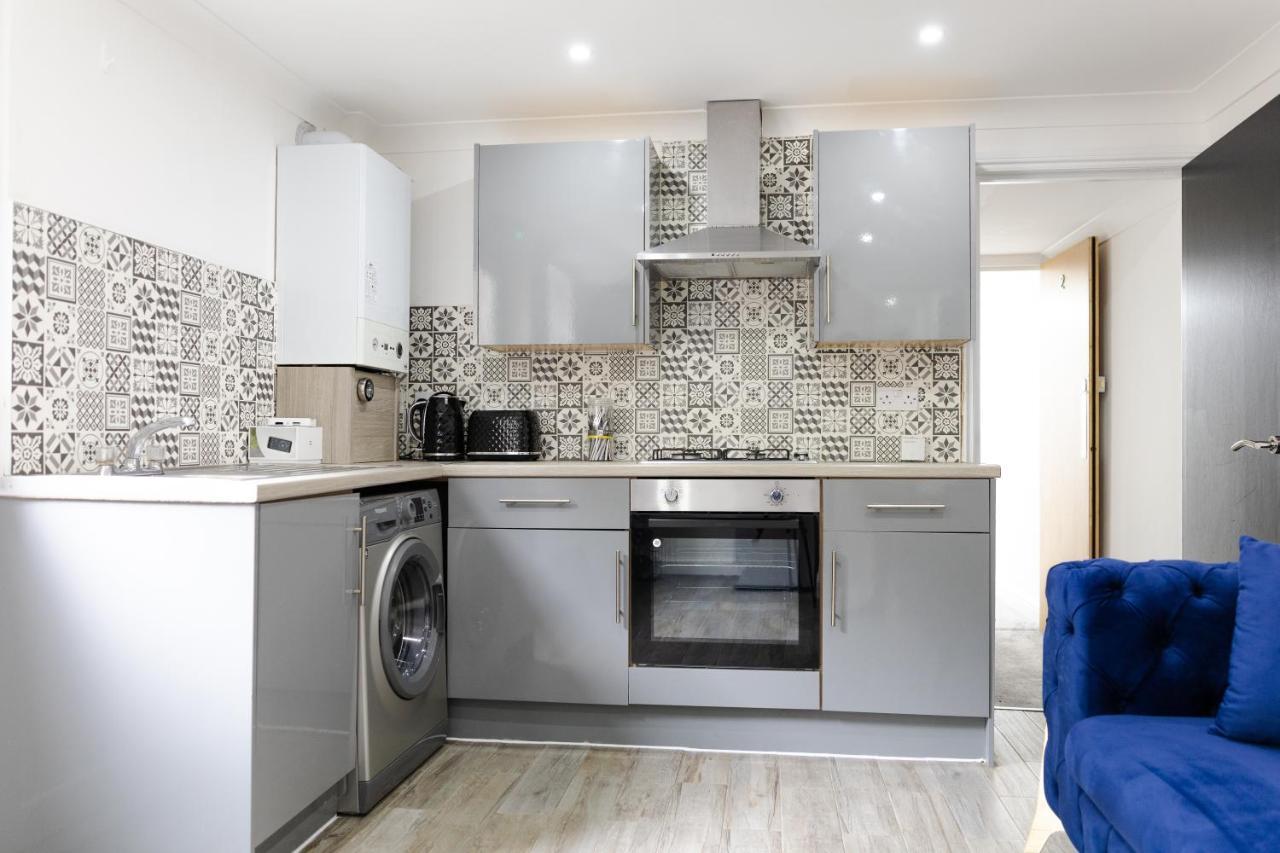 Chic Urban 2 Bedroom Apartments Cardiff Zewnętrze zdjęcie