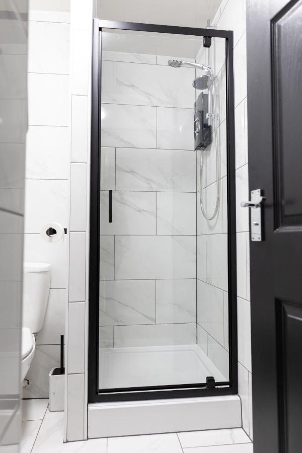 Chic Urban 2 Bedroom Apartments Cardiff Zewnętrze zdjęcie