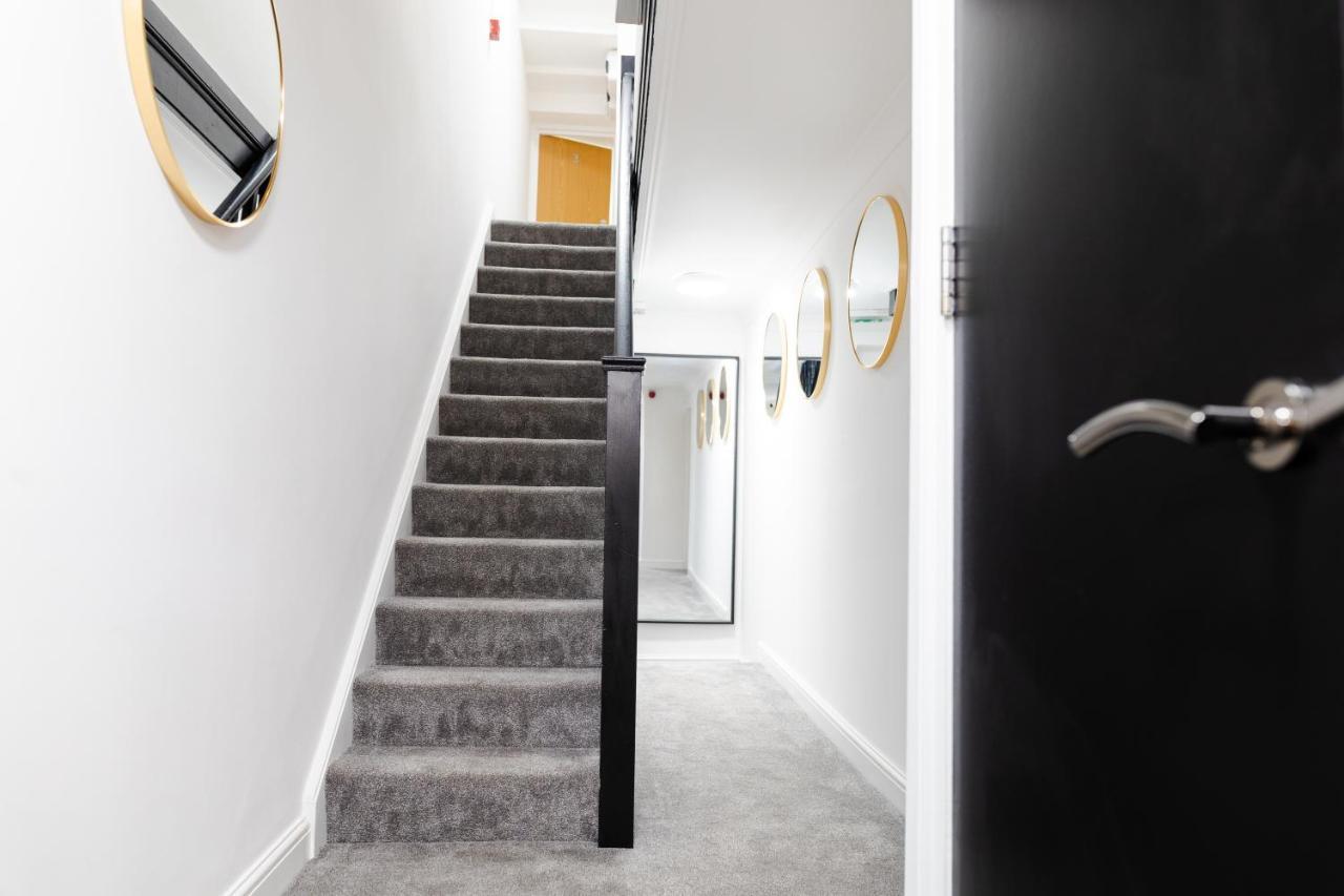 Chic Urban 2 Bedroom Apartments Cardiff Zewnętrze zdjęcie